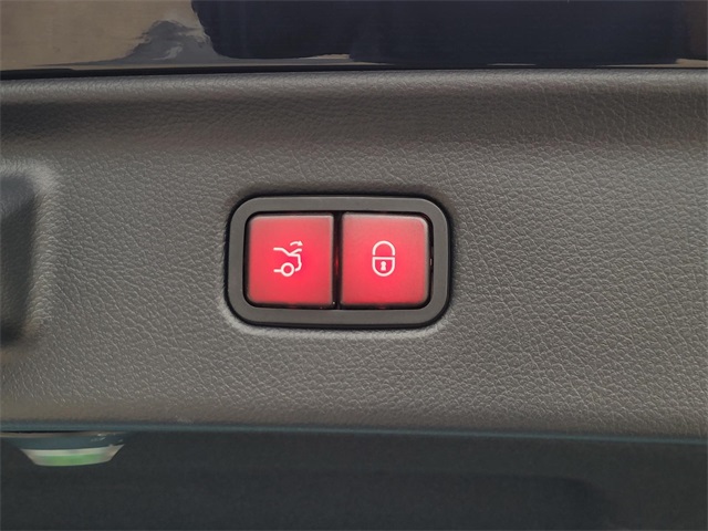 new 2025 Mercedes-Benz S-Class car, priced at $138,180