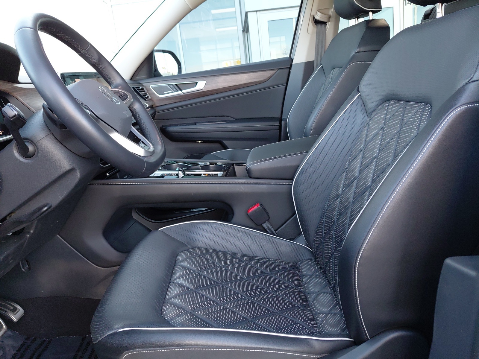 used 2024 Volkswagen Atlas car, priced at $39,476