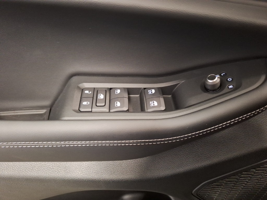 new 2025 Jeep Grand Cherokee car, priced at $43,631