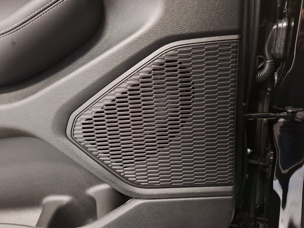 new 2025 Jeep Grand Cherokee car, priced at $43,631