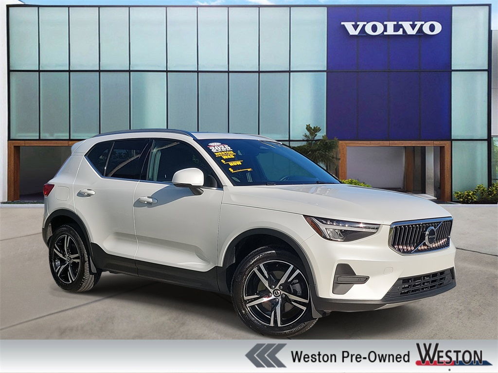 used 2025 Volvo XC40 car, priced at $29,995