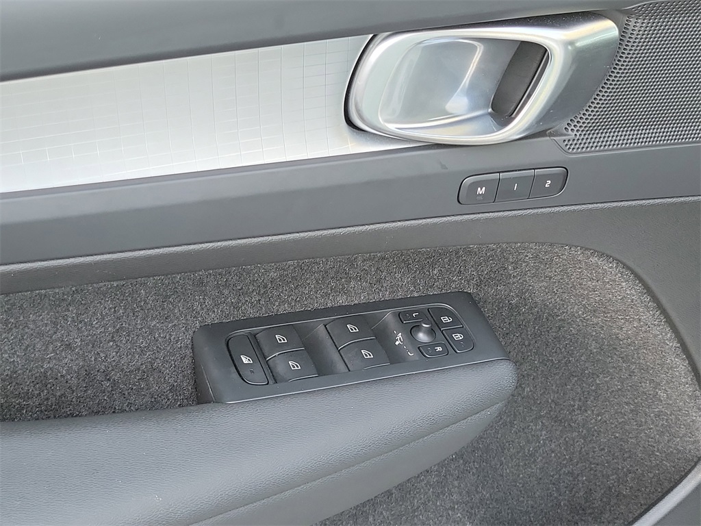 used 2025 Volvo XC40 car, priced at $29,995