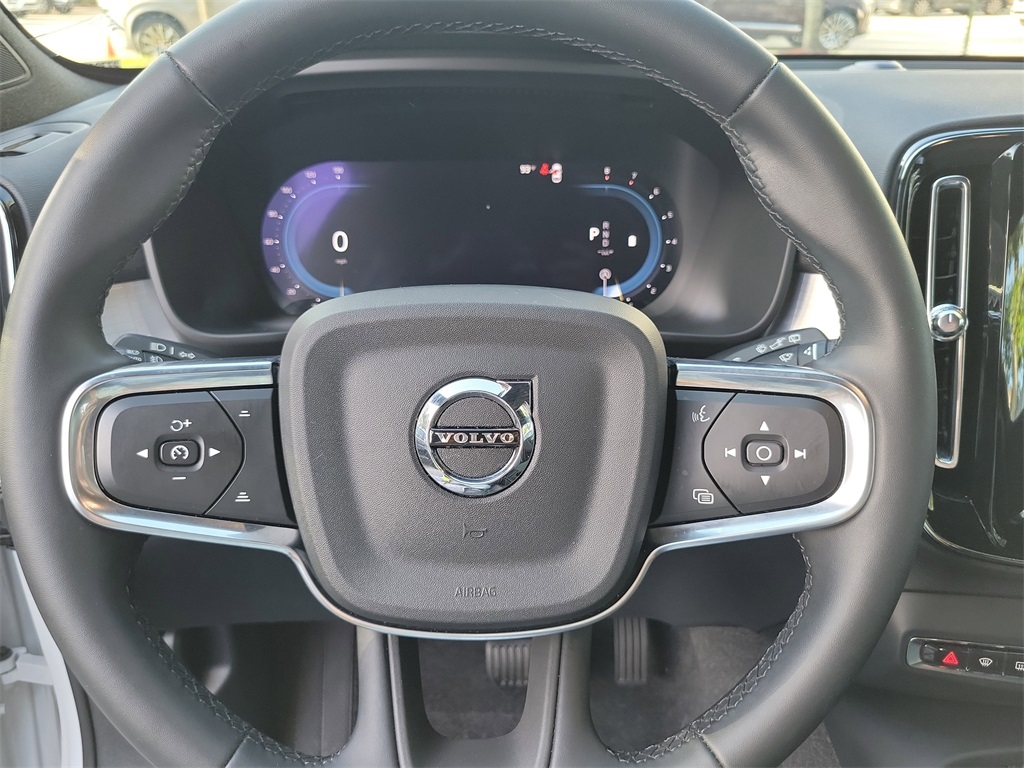 used 2025 Volvo XC40 car, priced at $29,995