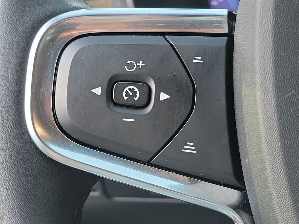 used 2025 Volvo XC40 car, priced at $29,995