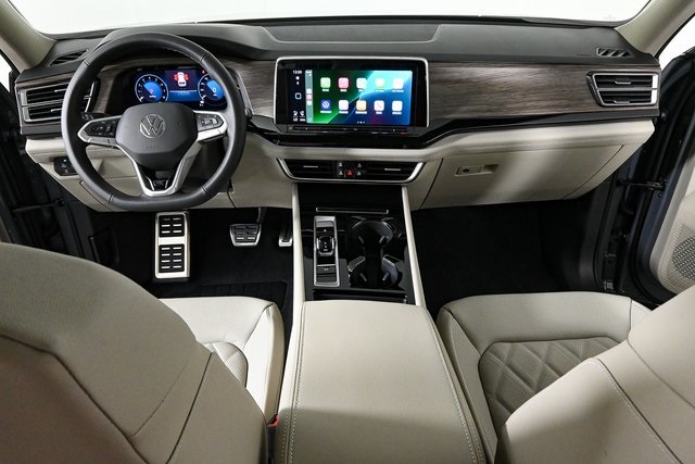 new 2025 Volkswagen Atlas car, priced at $58,399