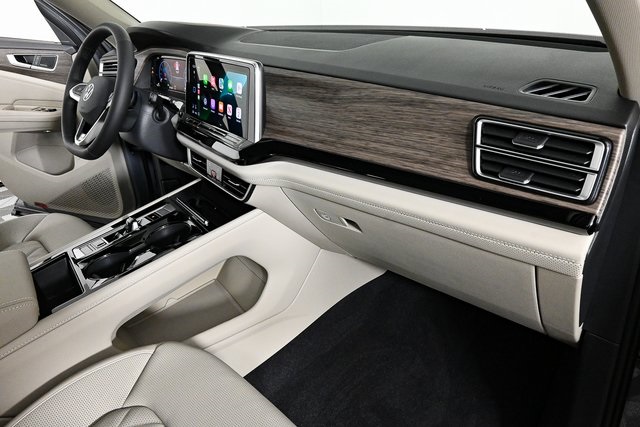 new 2025 Volkswagen Atlas car, priced at $58,399