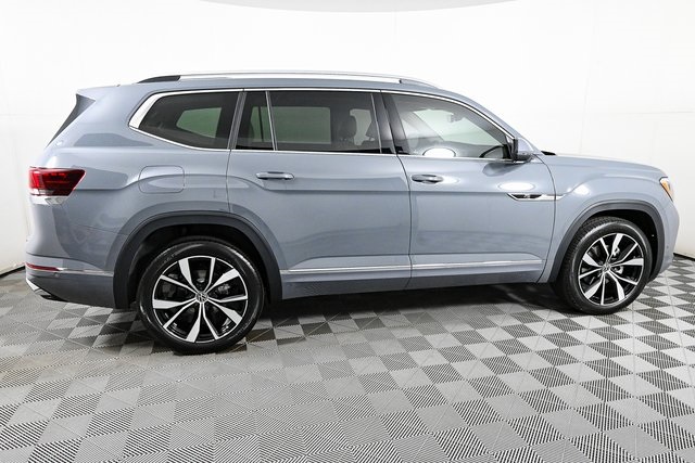 new 2025 Volkswagen Atlas car, priced at $58,399