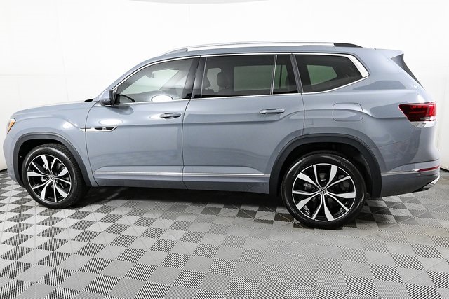 new 2025 Volkswagen Atlas car, priced at $58,399