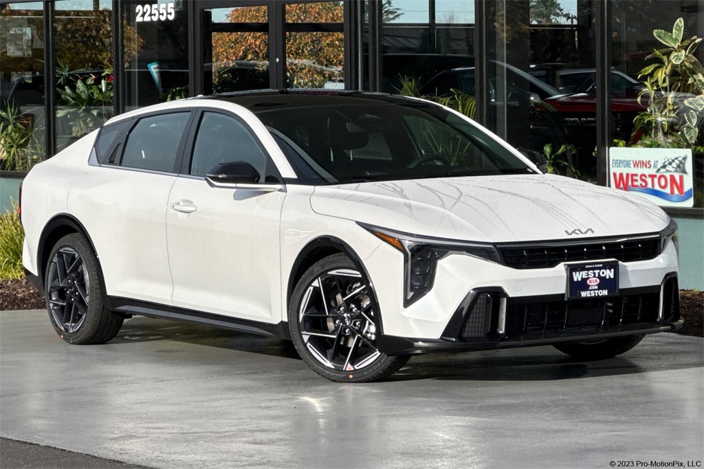 new 2025 Kia K4 car
