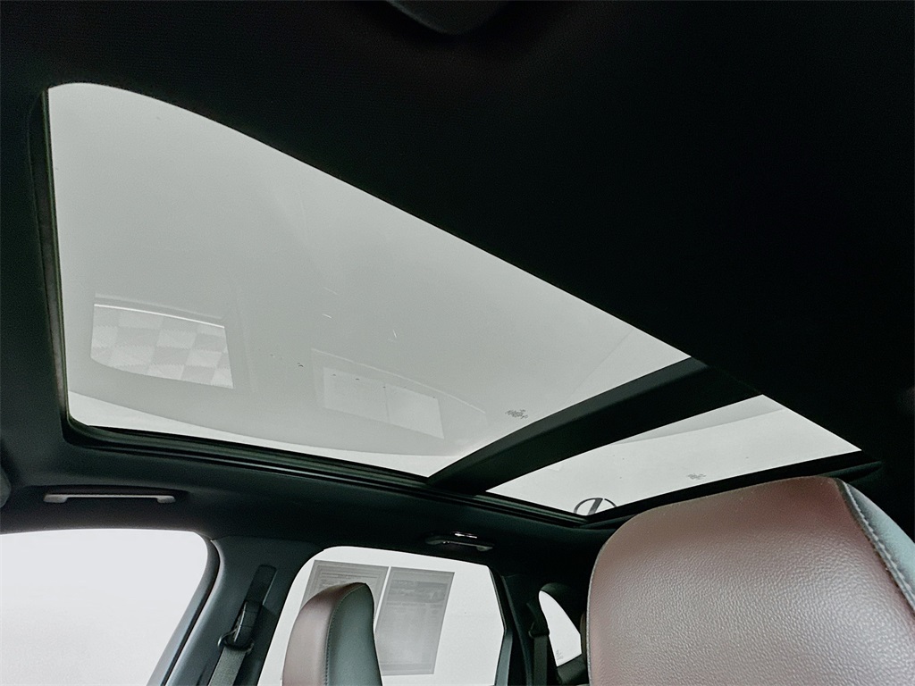 used 2021 Ford Edge car, priced at $19,290