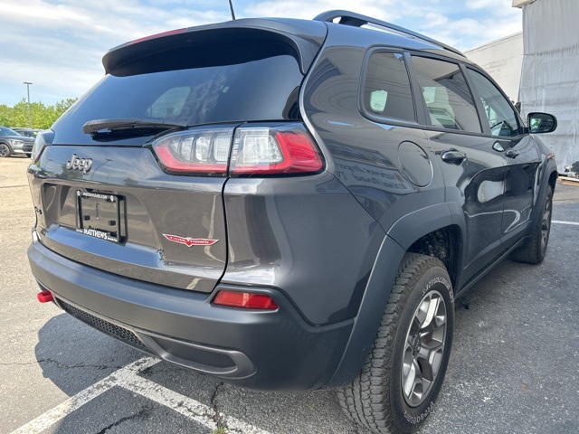 used 2022 Jeep Cherokee car, priced at $28,690