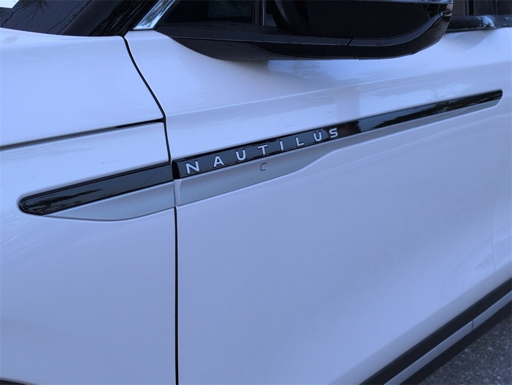 new 2026 Lincoln Nautilus car, priced at $53,554