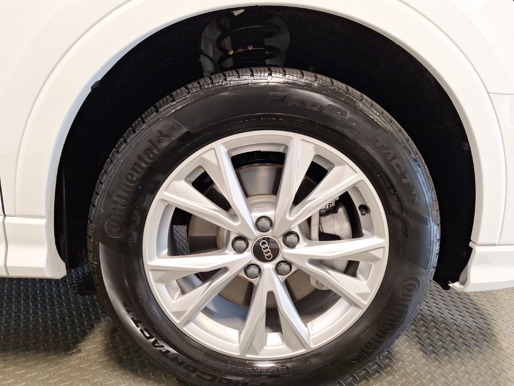 used 2025 Audi Q3 car, priced at $40,899