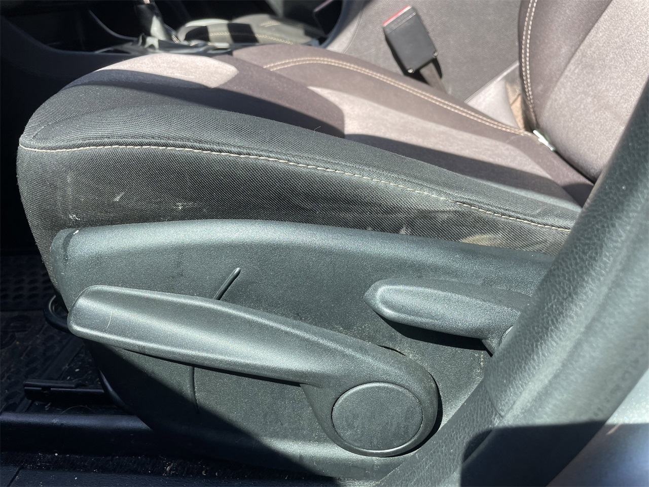 used 2014 Jeep Cherokee car, priced at $9,999