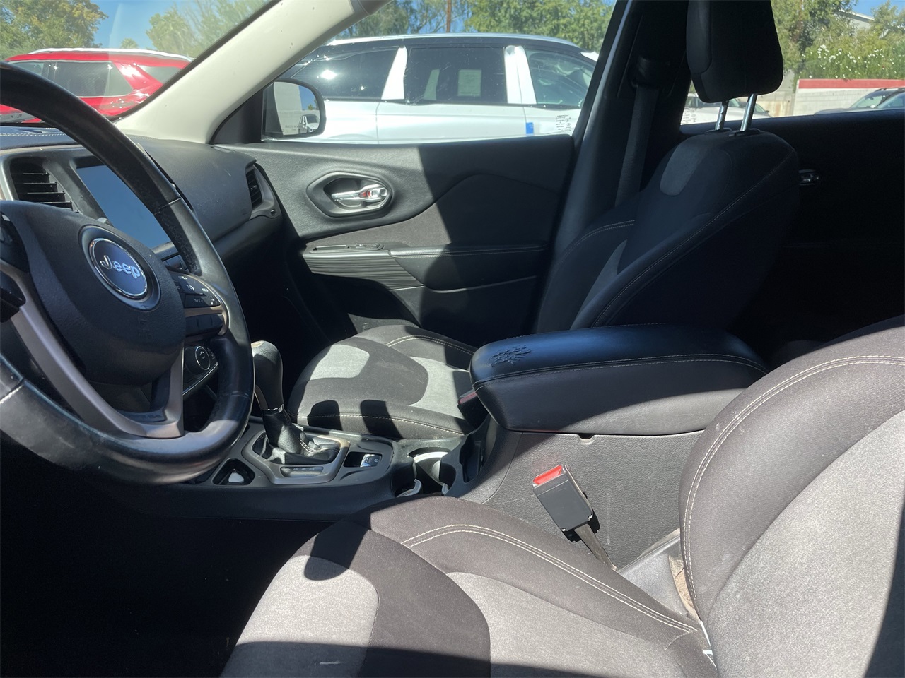 used 2014 Jeep Cherokee car, priced at $9,999