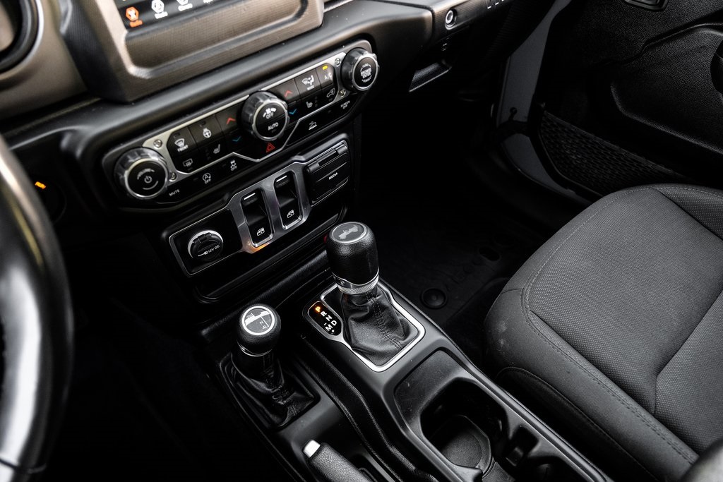 used 2022 Jeep Wrangler car, priced at $28,564