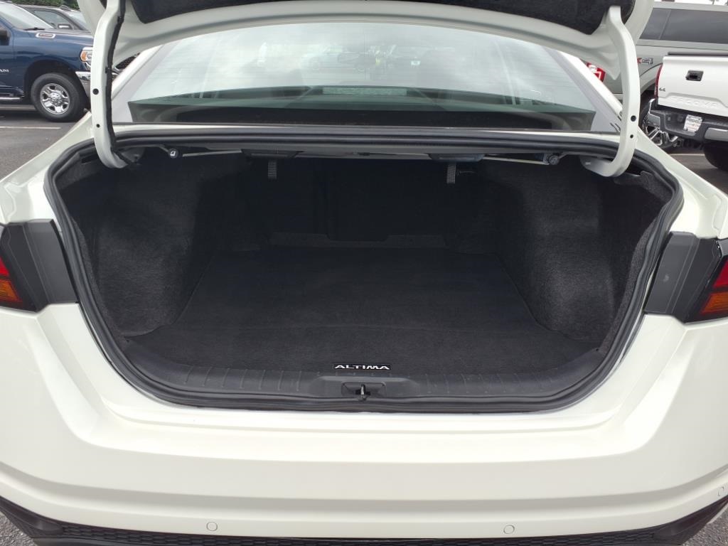 used 2023 Nissan Altima car, priced at $22,901