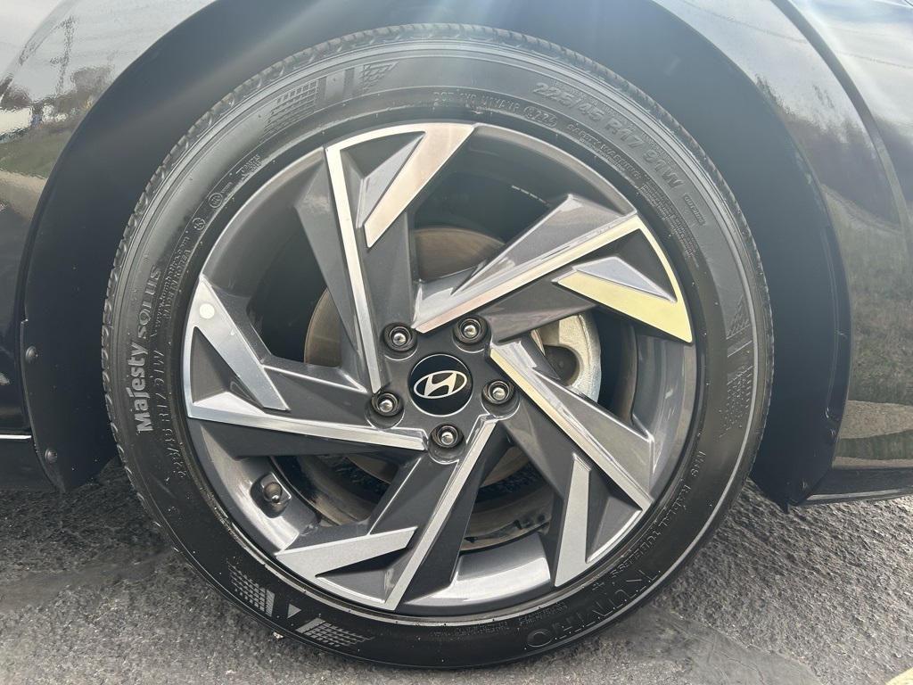 used 2025 Hyundai Elantra car, priced at $20,599