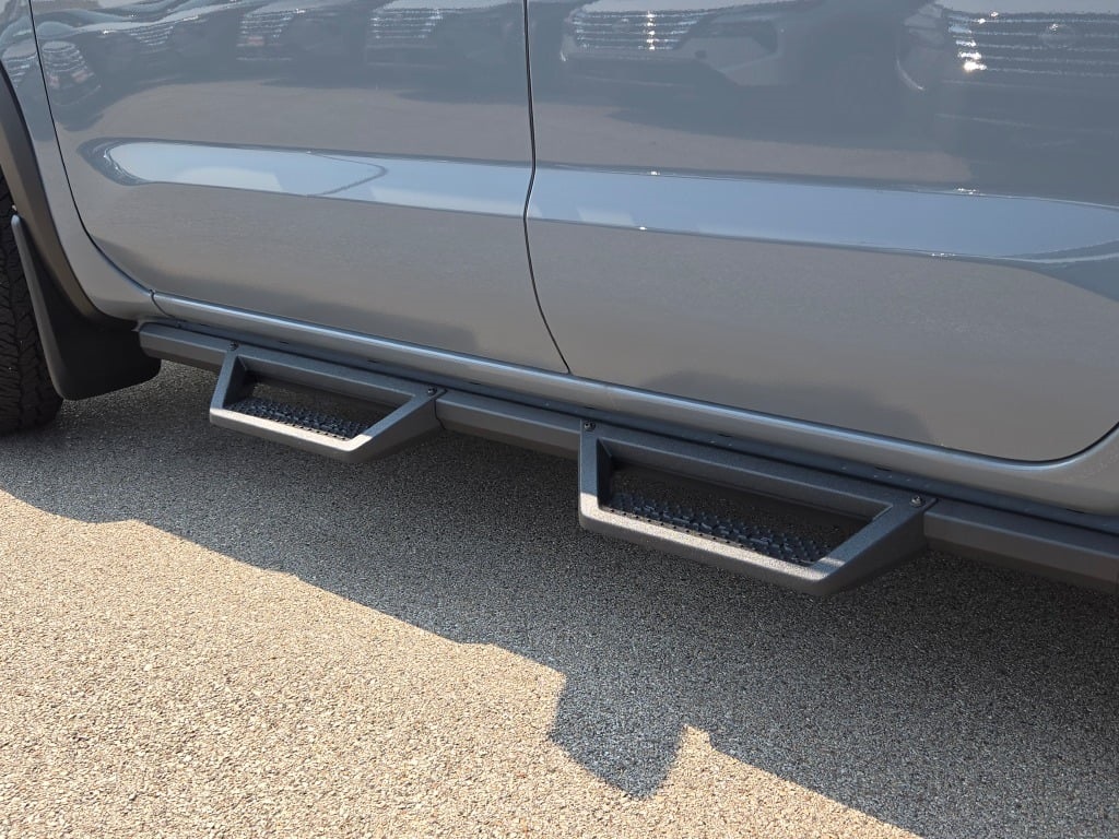 new 2025 Nissan Frontier car, priced at $50,990