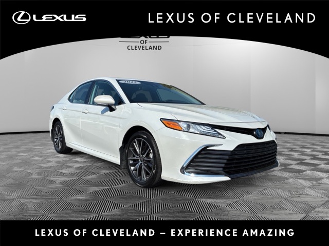 used 2022 Toyota Camry Hybrid car, priced at $28,946