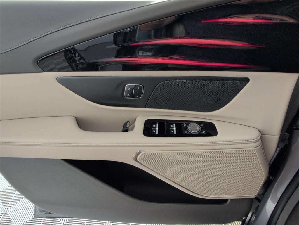 new 2025 Lincoln Nautilus car, priced at $56,914