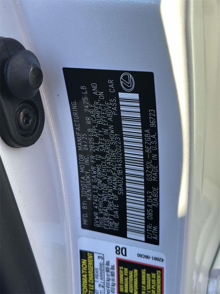 used 2025 Lexus ES car, priced at $45,995