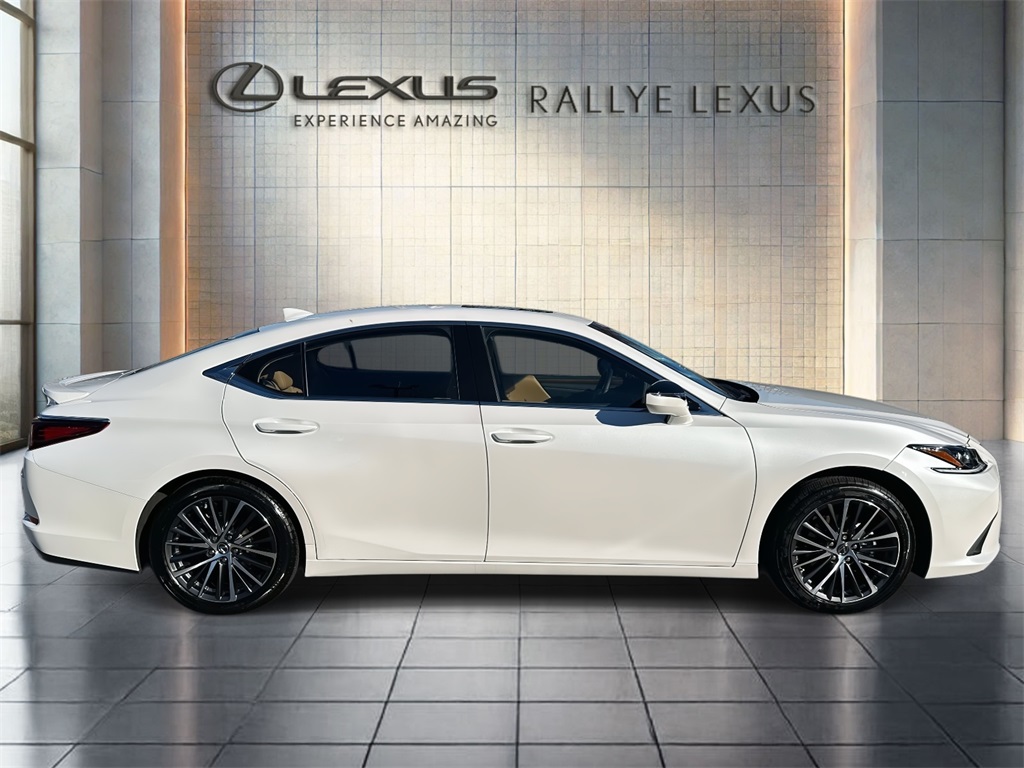 used 2025 Lexus ES car, priced at $45,995