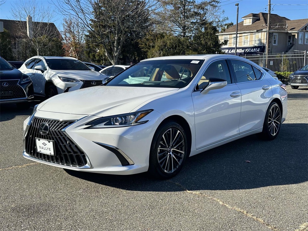 used 2025 Lexus ES car, priced at $45,995