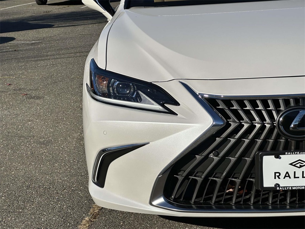 used 2025 Lexus ES car, priced at $45,995