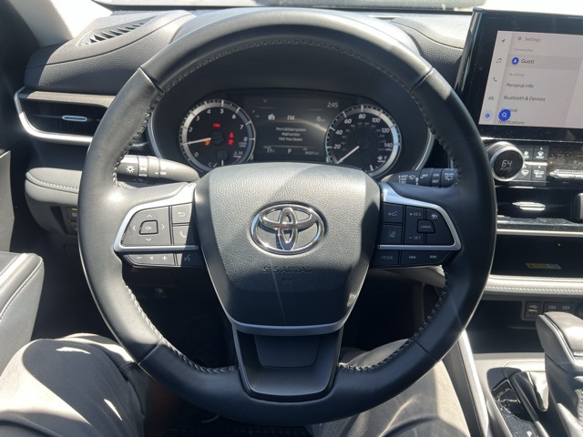used 2023 Toyota Highlander car, priced at $38,000