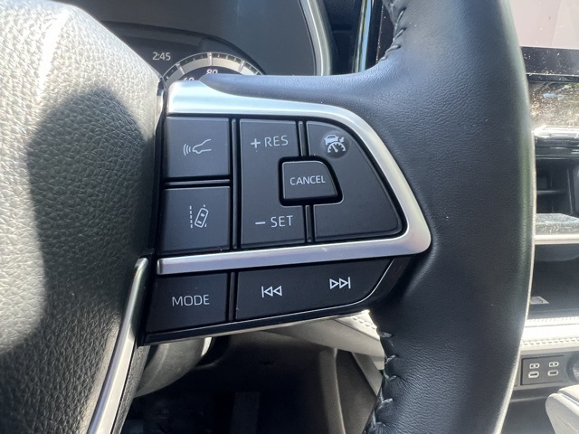 used 2023 Toyota Highlander car, priced at $38,000