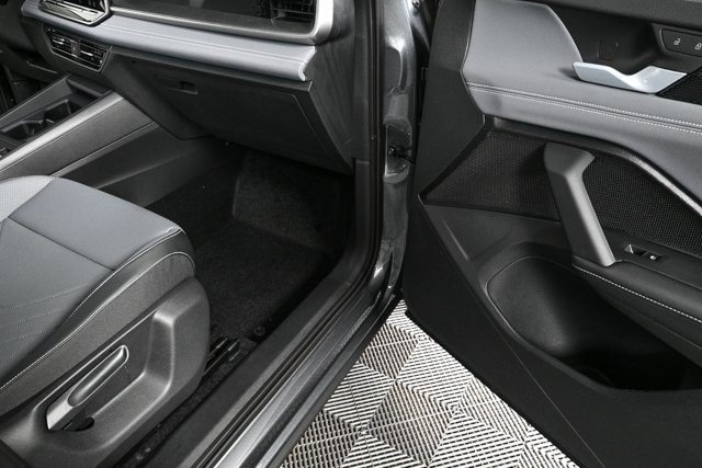 new 2026 Volkswagen Tiguan car, priced at $38,451