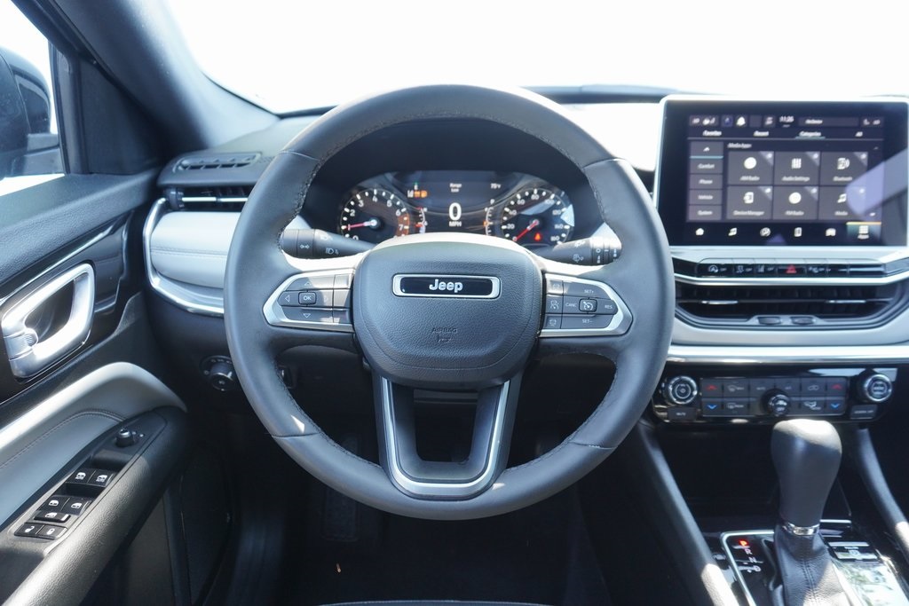 used 2023 Jeep Compass car, priced at $26,900