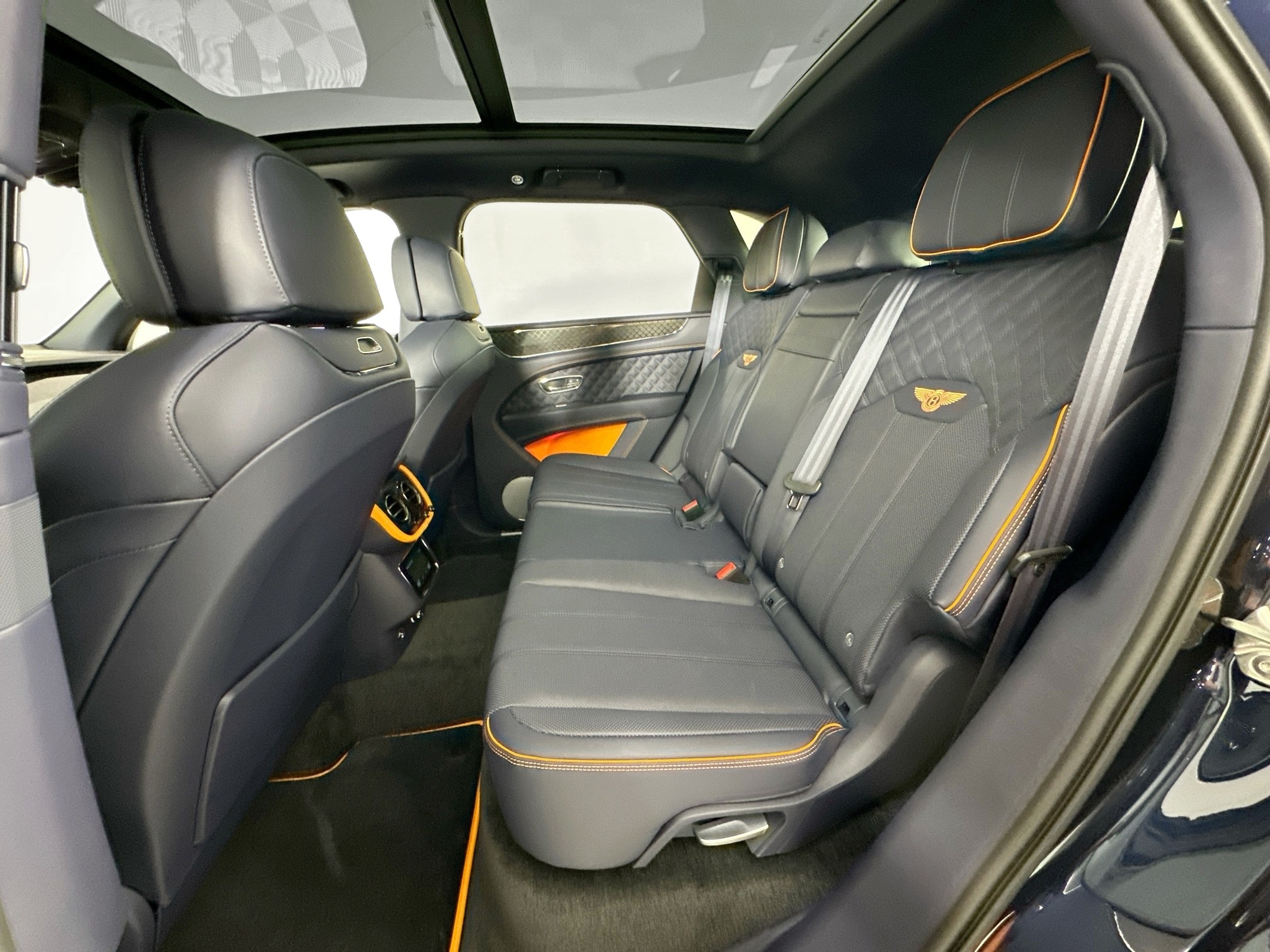 new 2025 Bentley Bentayga car