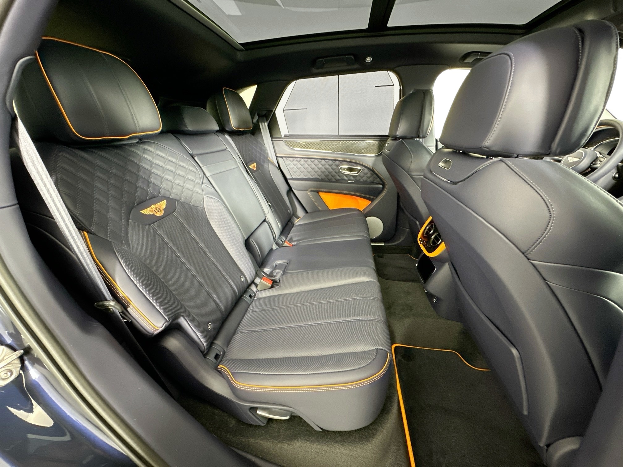 new 2025 Bentley Bentayga car