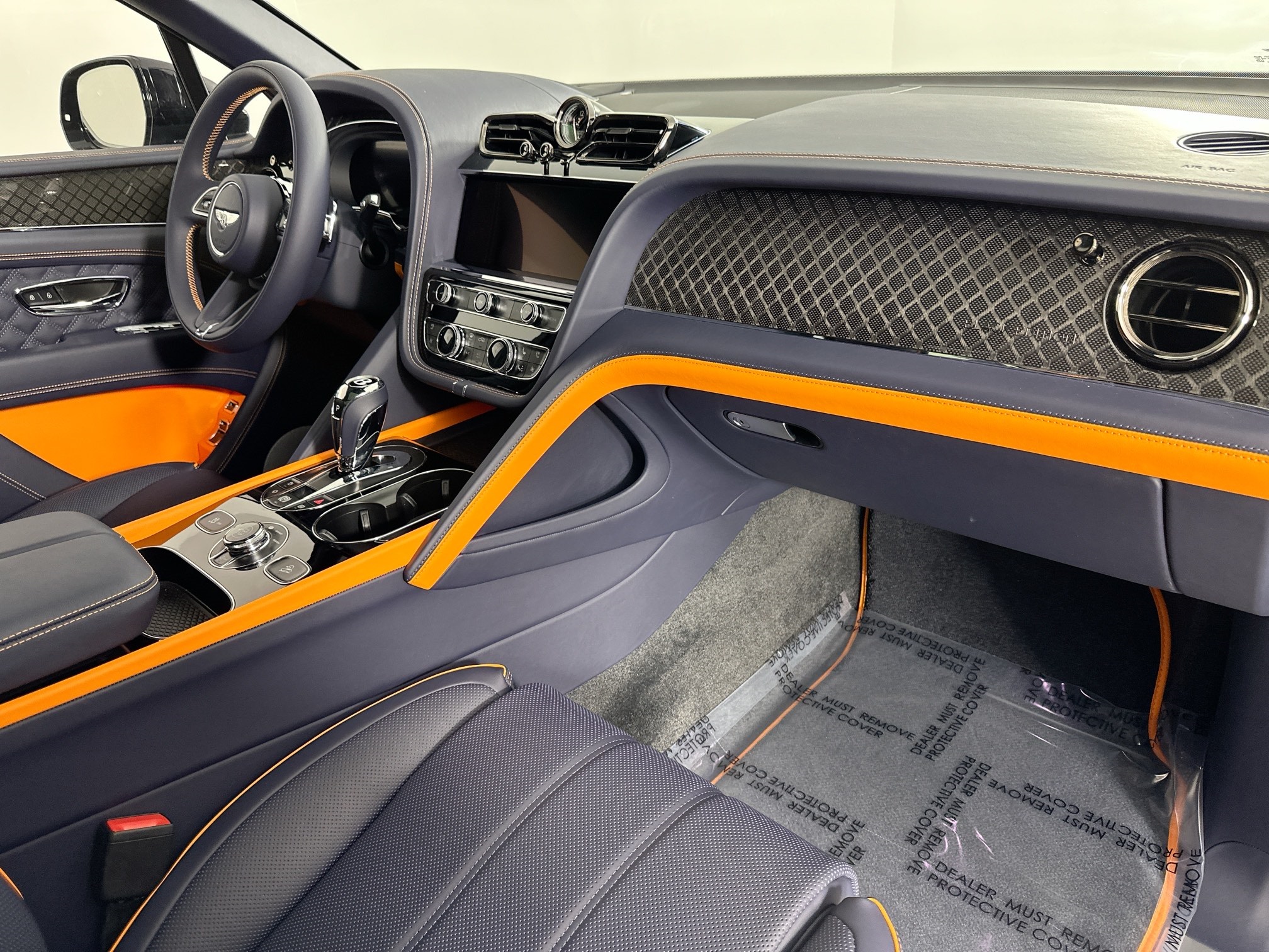 new 2025 Bentley Bentayga car