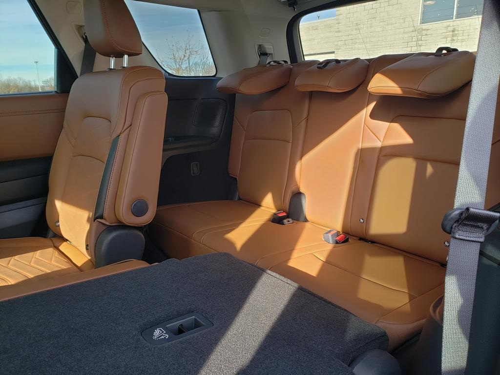 new 2025 Nissan Pathfinder car, priced at $46,618