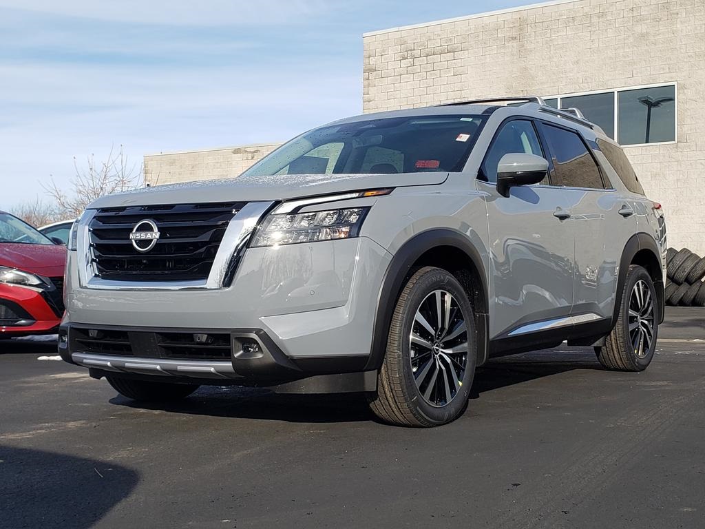 new 2025 Nissan Pathfinder car, priced at $46,618