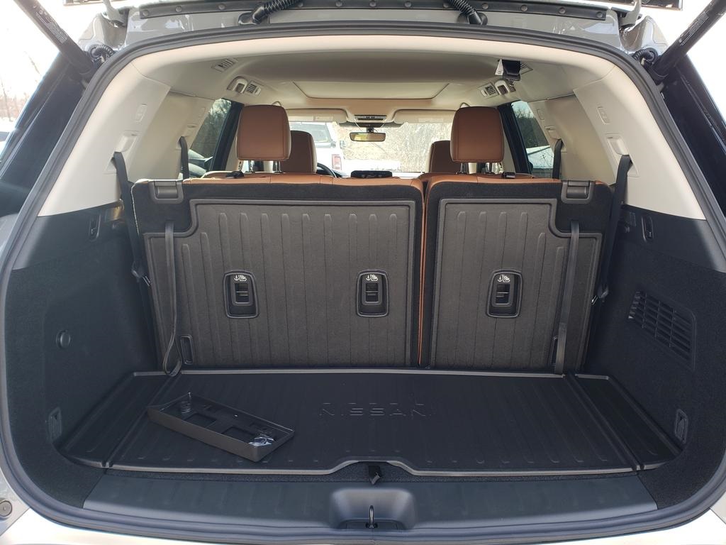 new 2025 Nissan Pathfinder car, priced at $46,618