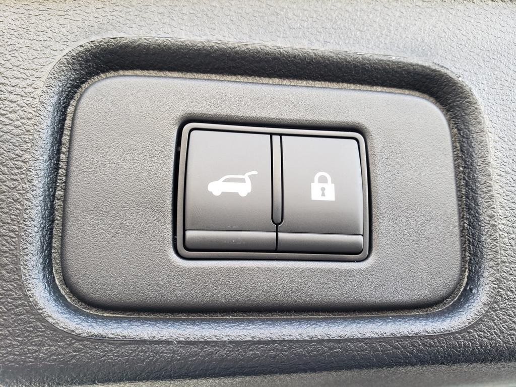 new 2025 Nissan Pathfinder car, priced at $46,618