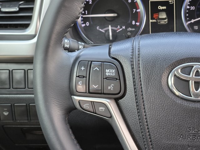 used 2015 Toyota Highlander car, priced at $20,300