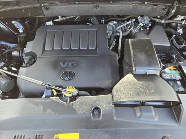 used 2015 Toyota Highlander car, priced at $20,300