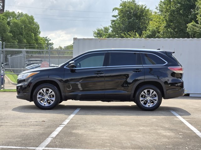 used 2015 Toyota Highlander car, priced at $20,300