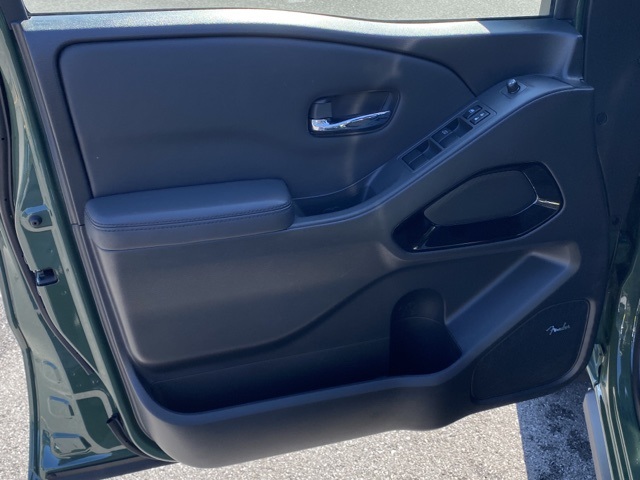 used 2022 Nissan Frontier car, priced at $27,817