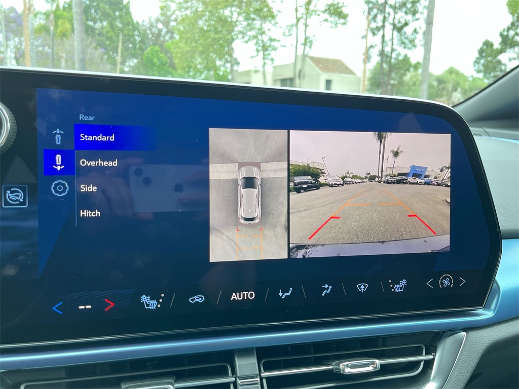 new 2025 Chevrolet Equinox EV car, priced at $40,103