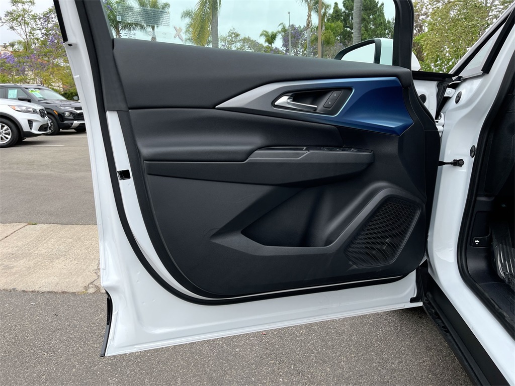 new 2025 Chevrolet Equinox EV car, priced at $40,103