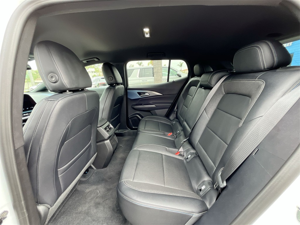 new 2025 Chevrolet Equinox EV car, priced at $40,103