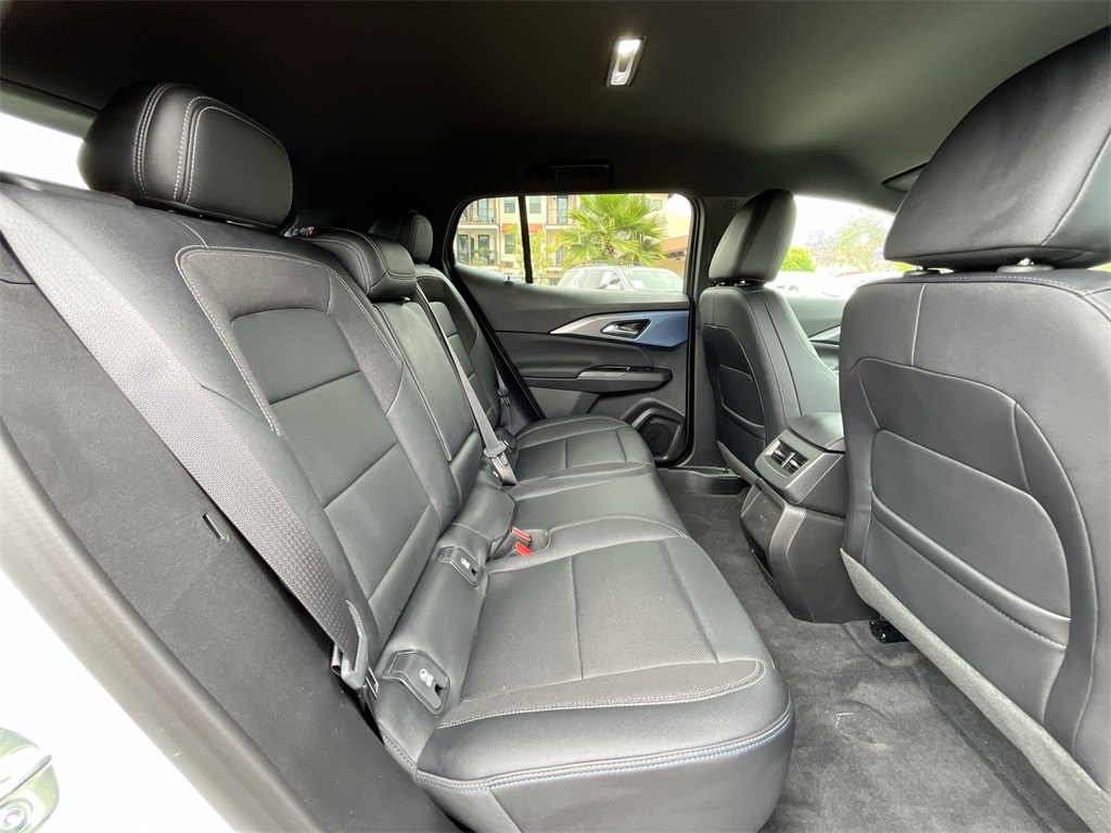 new 2025 Chevrolet Equinox EV car, priced at $40,103