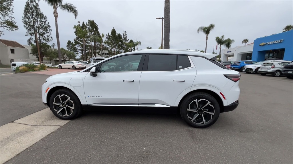 new 2025 Chevrolet Equinox EV car, priced at $40,103