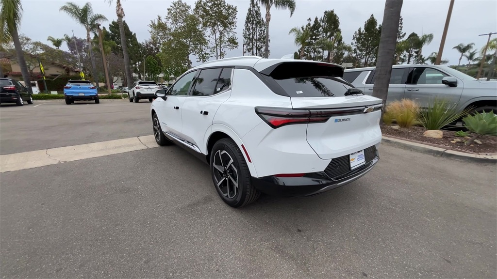 new 2025 Chevrolet Equinox EV car, priced at $40,103